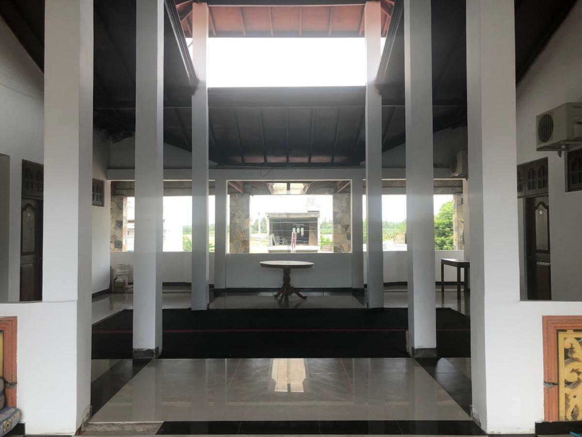 Grand Camellia Hotel Ambalantota Ngoại thất bức ảnh