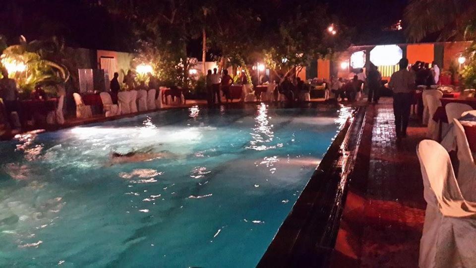 Grand Camellia Hotel Ambalantota Ngoại thất bức ảnh